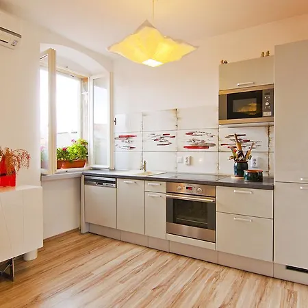 Central City Bruna Apartamento *