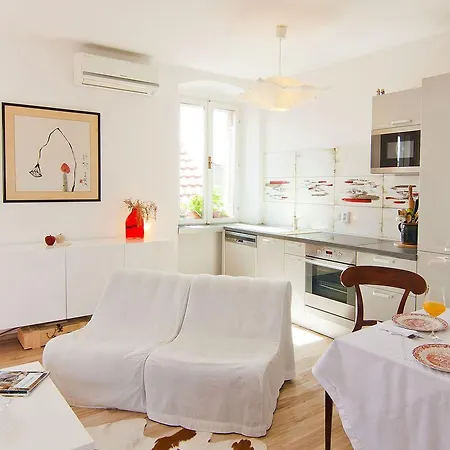 Central City Bruna Apartamento